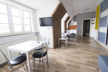 Фотографии Апартаменты WROCLOVE APARTMENTS - Old Town ZAMGŁAWIANIE - OZONOWANIE г. Вроцлав (Польша) №5 Фото Апартаменты WROCLOVE APARTMENTS - Old Town ZAMGŁAWIANIE - OZONOWANIE г. Вроцлав 5