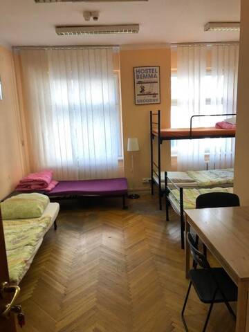Фотографии Хостелы Hostel Bemma - Ozonowane pokoje г. Вроцлав (Польша) №2 Фото Хостелы Hostel Bemma - Ozonowane pokoje г. Вроцлав 2