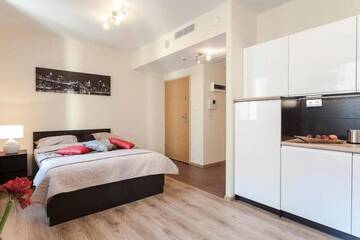Фото номера Номер-студио эконом-класса Апартаменты AbsyntApart Krawiecka - Just in Center г. Вроцлав 8
