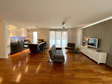 Фото номера Deluxe Apartment with Balcony - 2 Czysta Street Апартаменты Aravel Old Town Apartments г. Вроцлав 19