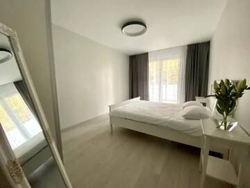 Фото номера One-Bedroom Apartment with Balcony - 2 Czysta Street Апартаменты Aravel Old Town Apartments г. Вроцлав 20