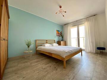 Фото номера One-Bedroom Apartment with Balcony - 2 Czysta Street Апартаменты Aravel Old Town Apartments г. Вроцлав 22