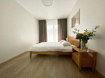 Фото номера Two-Bedroom Apartment with Balcony - 2 Czysta Street Апартаменты Aravel Old Town Apartments г. Вроцлав 6