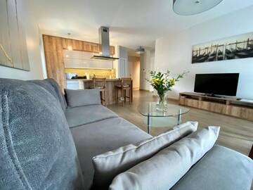 Фото номера Two-Bedroom Apartment with Balcony - 2 Czysta Street Апартаменты Aravel Old Town Apartments г. Вроцлав 11