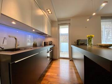 Фото номера Deluxe Apartment with Balcony - 2 Czysta Street Апартаменты Aravel Old Town Apartments г. Вроцлав 8