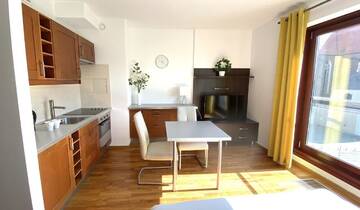 Фото номера Апартаменты-студио - Krawiecka, 3/118а Апартаменты LUCKY APARTMENTS - Old Town ZAMGŁAWIANIE - OZONOWANIE г. Вроцлав 4