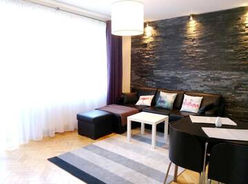 Фото номера Апартаменты с 1 спальней - Kotlarska, 5/6 Апартаменты LUCKY APARTMENTS - Old Town ZAMGŁAWIANIE - OZONOWANIE г. Вроцлав 2