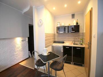 Фото номера Номер-студио: 9/13 Łaciarska Street Апартаменты WROCLOVE APARTMENTS - Old Town ZAMGŁAWIANIE - OZONOWANIE г. Вроцлав 4