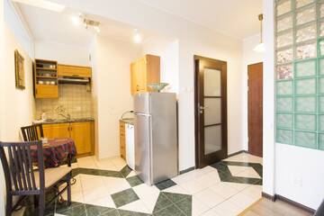 Фото номера Two-Bedroom Apartment - Biskupia 8 Street Апартаменты WROCLOVE APARTMENTS - Old Town ZAMGŁAWIANIE - OZONOWANIE г. Вроцлав 7