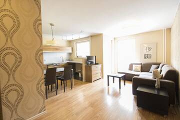 Фото номера One-Bedroom Apartment - Biskupia 10 Street Апартаменты WROCLOVE APARTMENTS - Old Town ZAMGŁAWIANIE - OZONOWANIE г. Вроцлав 8