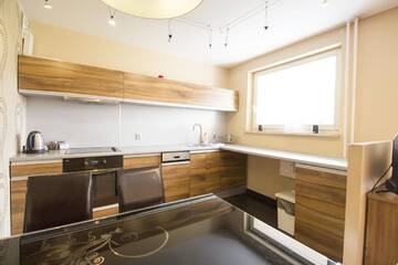 Фото номера One-Bedroom Apartment - Biskupia 10 Street Апартаменты WROCLOVE APARTMENTS - Old Town ZAMGŁAWIANIE - OZONOWANIE г. Вроцлав 2
