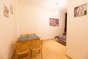 Фото номера Economy Studio - Łaciarska 9/1b Street Апартаменты WROCLOVE APARTMENTS - Old Town ZAMGŁAWIANIE - OZONOWANIE г. Вроцлав 5