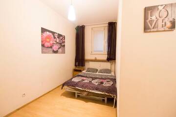Фото номера Economy Studio - Łaciarska 9/1b Street Апартаменты WROCLOVE APARTMENTS - Old Town ZAMGŁAWIANIE - OZONOWANIE г. Вроцлав 2