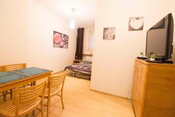 Фото номера Economy Studio - Łaciarska 9/1b Street Апартаменты WROCLOVE APARTMENTS - Old Town ZAMGŁAWIANIE - OZONOWANIE г. Вроцлав 3