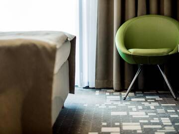 Фото номера Одноместный номер Отель Q Hotel Plus Wrocław г. Вроцлав 9