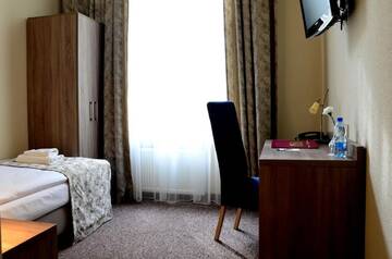 Фото номера Улучшенный одноместный номер Отель Hotel Lothus г. Вроцлав 2