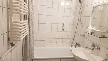 Фото номера Номер-студио Отель Hotel Lothus г. Вроцлав 2