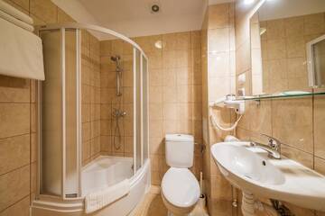 Фото номера Стандартный двухместный номер с 2 отдельными кроватями Отель Hotel Polonia Centrum г. Вроцлав 3