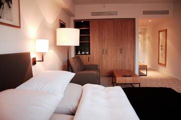 Фото номера Представительский номер Отель The Granary - La Suite Hotel г. Вроцлав 3