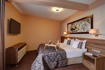 Фото номера Полулюкс Отель Haston City Hotel г. Вроцлав 7