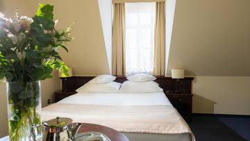 Фото номера Номер с кроватью размера «queen-size» Отель Best Western Hotel Prima Wrocław г. Вроцлав 3