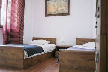 Фото номера Апартаменты с 2 спальнями (для 5 взрослых) Апартаменты Silver Apartments г. Вроцлав 14