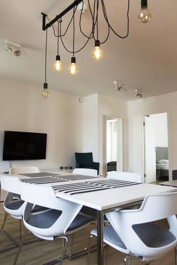 Фото номера Апартаменты с 2 спальнями (для 5 взрослых) Апартаменты Silver Apartments г. Вроцлав 7