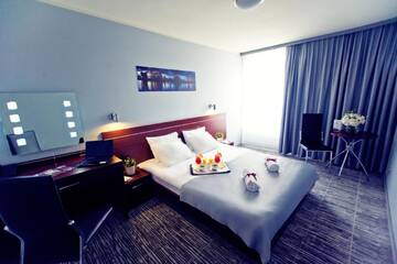 Фото Отель Hotel Śląsk г. Вроцлав 4