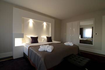 Фото номера Двухместный номер Делюкс с 1 кроватью Отель Platinum Palace Boutique Hotel г. Вроцлав 4
