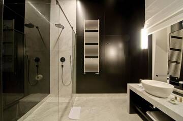 Фото номера Двухместный номер Делюкс с 1 кроватью Отель Platinum Palace Boutique Hotel г. Вроцлав 12