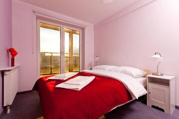 Фотографии Хостелы Cilantro Bed & Breakfast г. Вроцлав (Польша) №4 Фото Хостелы Cilantro Bed & Breakfast г. Вроцлав 4