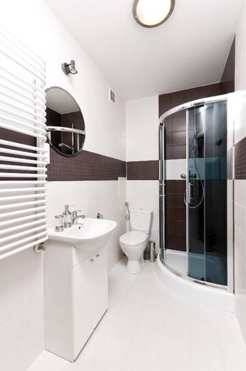Фото номера Двухместный номер с 1 кроватью Хостелы Cilantro Bed &amp; Breakfast г. Вроцлав 13