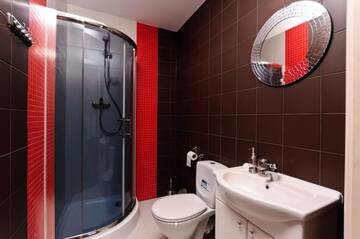 Фото номера Двухместный номер с 1 кроватью Хостелы Cilantro Bed &amp; Breakfast г. Вроцлав 18