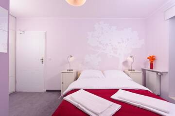 Фото номера Двухместный номер с 1 кроватью Хостелы Cilantro Bed &amp; Breakfast г. Вроцлав 8