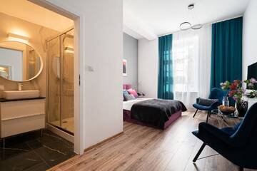 Фото номера Двухместный номер Делюкс с 1 кроватью Отель Hotel Sofia г. Вроцлав 3