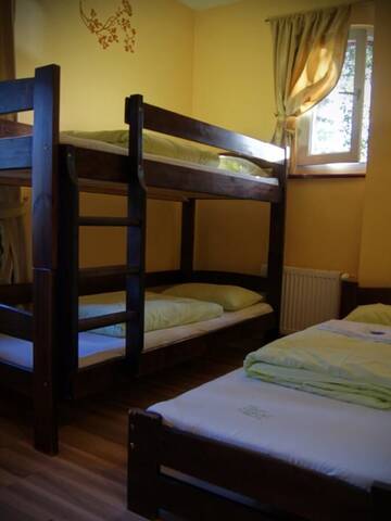 Фото номера Трехместный номер Хостелы Green Hostel Wrocław przy ZOO г. Вроцлав 4