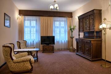 Фото номера Улучшенный двухместный номер с 1 кроватью Отель Hotel Dwór Polski г. Вроцлав 4