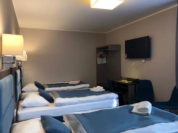 Фото номера Трехместный номер «Комфорт» Отель Hotel Sleep г. Вроцлав 2