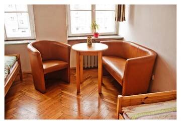 Фото номера Стандартный трехместный номер Хостелы Hostel Bemma - Ozonowane pokoje г. Вроцлав 5