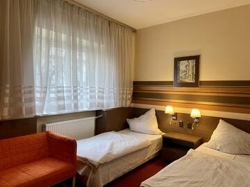 Фото Отель Hotel Podkowa г. Вроцлав 3