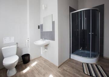 Фото номера Двухместный номер с 1 кроватью и ванной комнатой Хостелы Corner Hostel г. Вроцлав 13