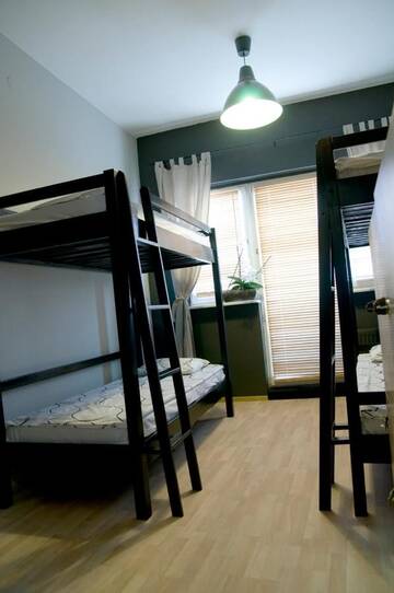 Фото номера Кровать в общем номере с 4 кроватями Хостелы Corner Hostel г. Вроцлав 3