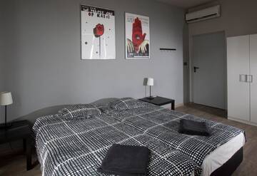 Фото номера Двухместный номер с 1 кроватью и ванной комнатой Хостелы Corner Hostel г. Вроцлав 5