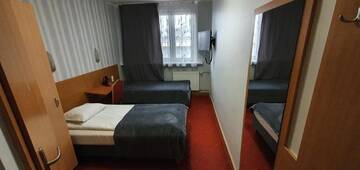 Фото номера Двухместный номер с 2 отдельными кроватями Отель Hotel Orbita г. Вроцлав 4