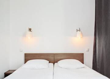 Фото номера Улучшенный семейный номер Хостелы MoHo S Hostel г. Вроцлав 5