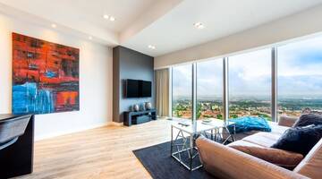 Фото номера Апартаменты с ванной и душем Апартаменты Bathtub View Luxury Apartments in Sky Tower г. Вроцлав 5