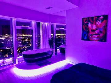 Фото номера Апартаменты с ванной и душем Апартаменты Bathtub View Luxury Apartments in Sky Tower г. Вроцлав 6