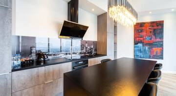 Фото номера Апартаменты с ванной и душем Апартаменты Bathtub View Luxury Apartments in Sky Tower г. Вроцлав 19