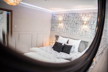 Фото номера Суперлюкс с гидромассажной ванной Отель Hotel Wodnik г. Вроцлав 3