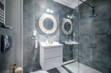 Фото номера Апартаменты с 1 спальней Апартаменты Momo Apartamenty г. Вроцлав 11
